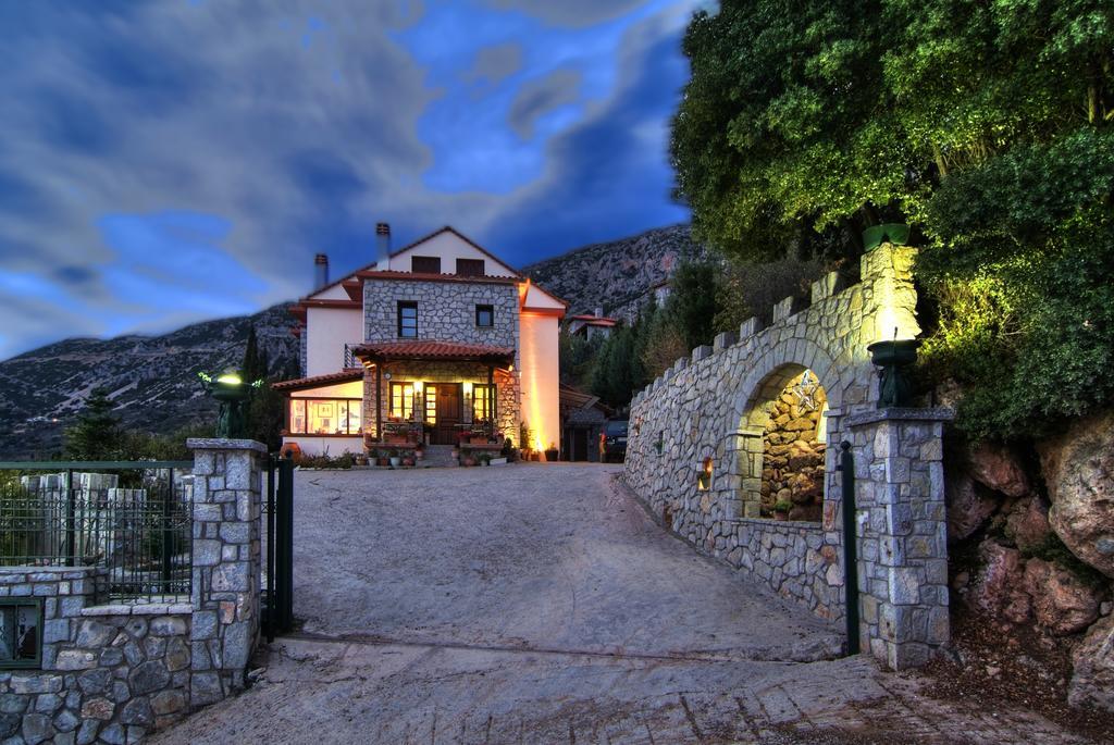 Nefeles Arachova Exterior foto