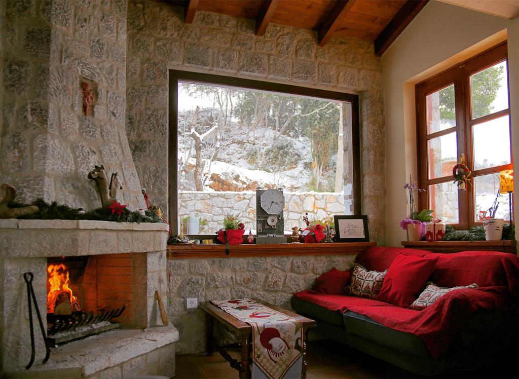 Nefeles Arachova Exterior foto